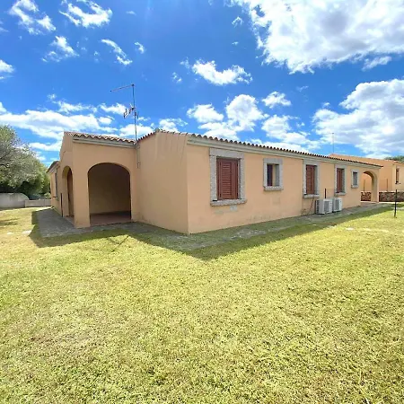 Apartment Rosa 2 *