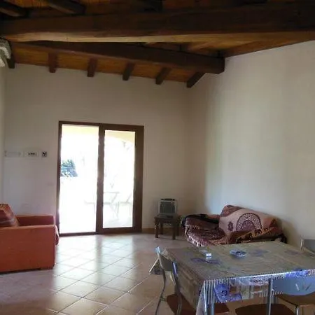 Rosa 2 Apartment *